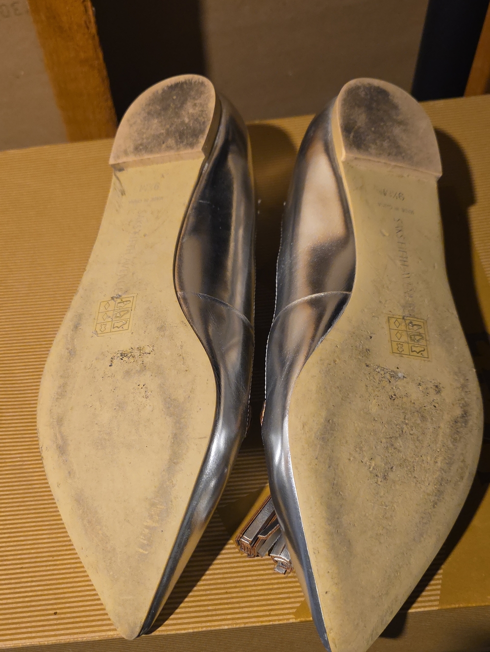 Metallic Tassel Pointed-Toe Flats - Silver - Picture 6 of 6